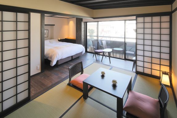 Urushi suite room with doubled bed in Kyomachiya Ryokan Sakura